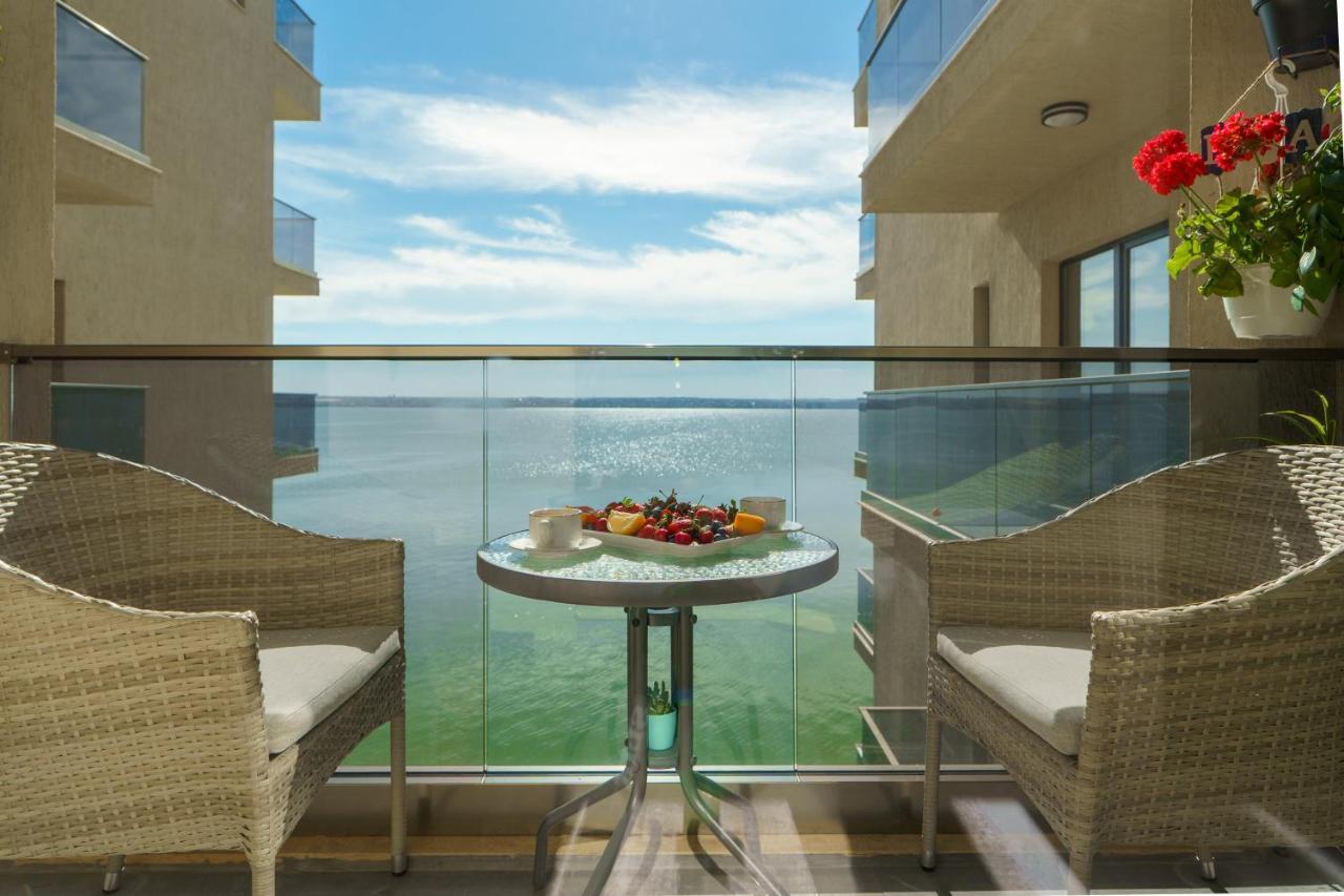 Del Mar Mamaia-Vega Studio Apartment Екстериор снимка