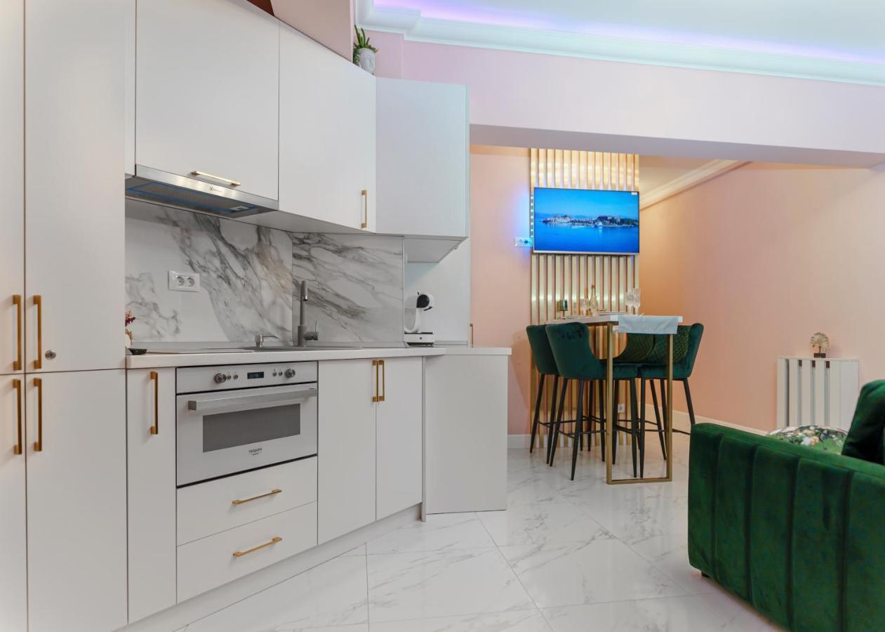Del Mar Mamaia-Vega Studio Apartment Екстериор снимка